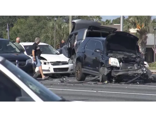 Zlyhanie montáže prevodovky Ford Bronco z roku 2025: Komunitný alarm s iskrami pri prevrátení v teréne